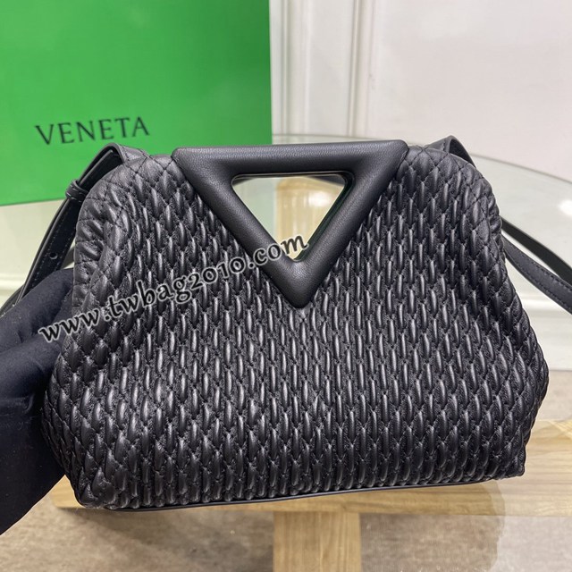 Bottega veneta高端女包 8546B BV寶緹嘉2021包包最新triangle倒三角手提單肩斜挎包三角包  gxz1250